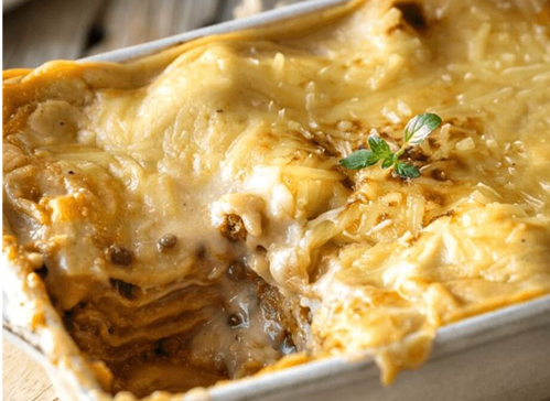 Romige veganistische lasagne